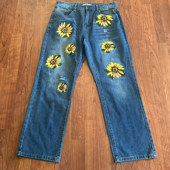 Mislook Denim - Mistook denim jeans size large. Waist 32. Yellow flowers